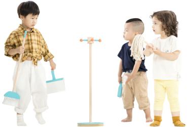 MOOVER Toys - LINE Putzset Holz 7tlg. / LINE Cleaning Set
